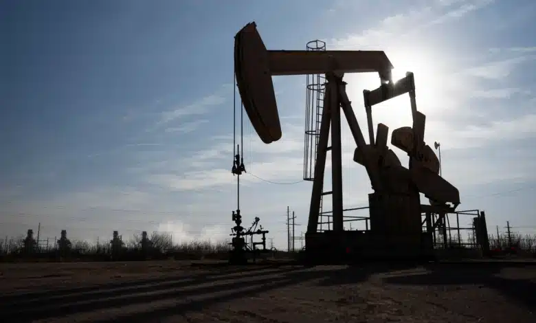 Petróleo em alta: tensão Rússia-Ucrânia eleva cotações