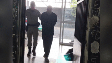 Homem com tornozeleira eletrônica preso por furto em Goiânia