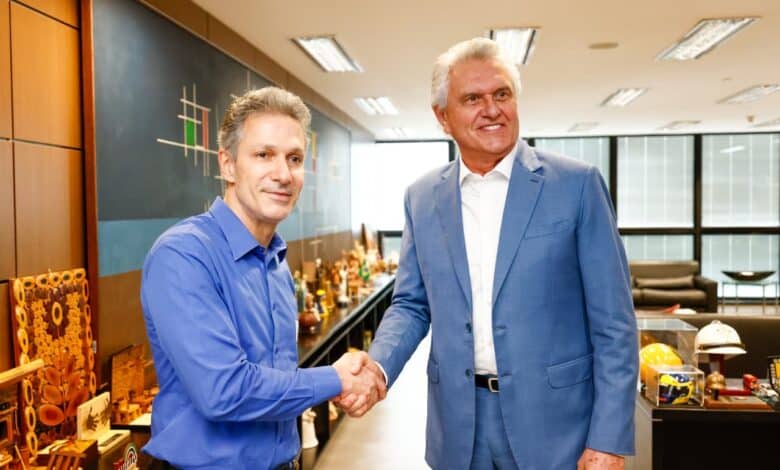 Caiado e Zema debatem 2026 em encontro em Minas Gerais