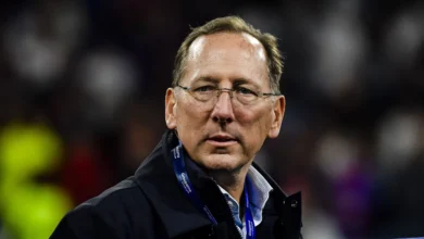 John Textor rebate torcedores do Botafogo em rede social