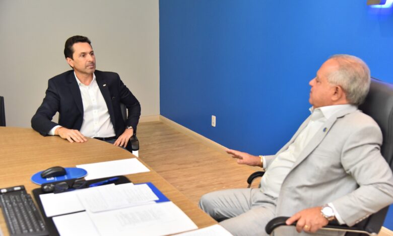 Aparecida e Fieg firmam parceria para qualificação