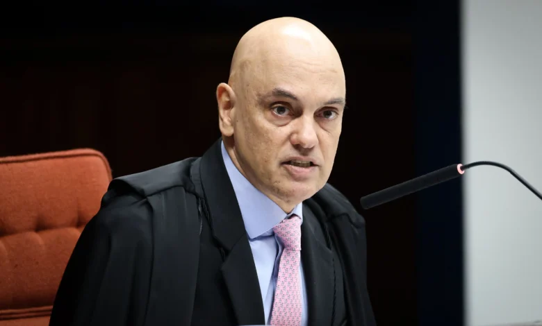 Embaixada dos EUA ameaça Alexandre de Moraes, diz nota