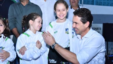 Copa Construindo Campeões: Aparecida entrega 500 kits