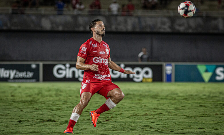 Jean Mota é registrado e reforça Vila Nova na Série B