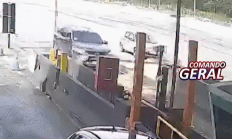 Veículo furtado é interceptado após perseguição na BR-101