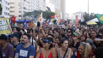 PEC da Blindagem: Protesto lota Copacabana no RJ