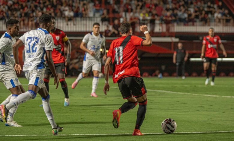 António Oliveira demitido após derrota do Remo para o Atlético-GO