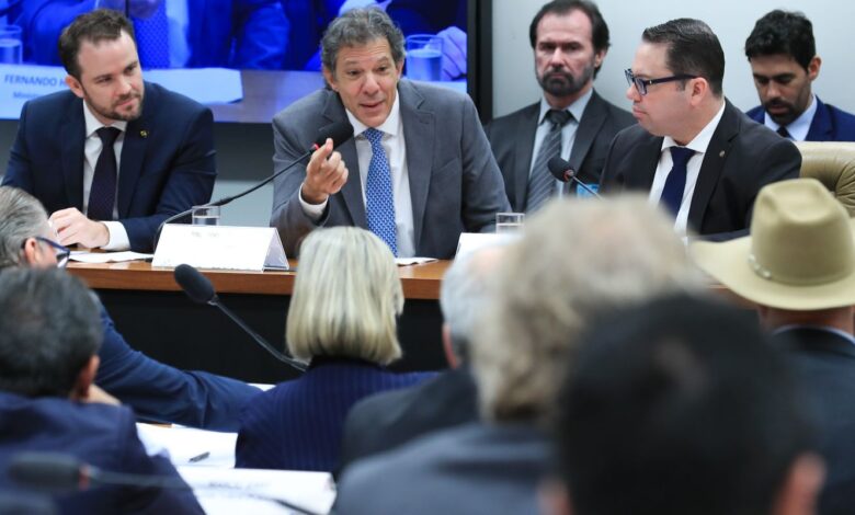 Receita Federal caçará ladrões da nação, afirma Haddad