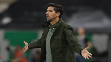 Abel Ferreira descarta contrato e promete seguir no Palmeiras