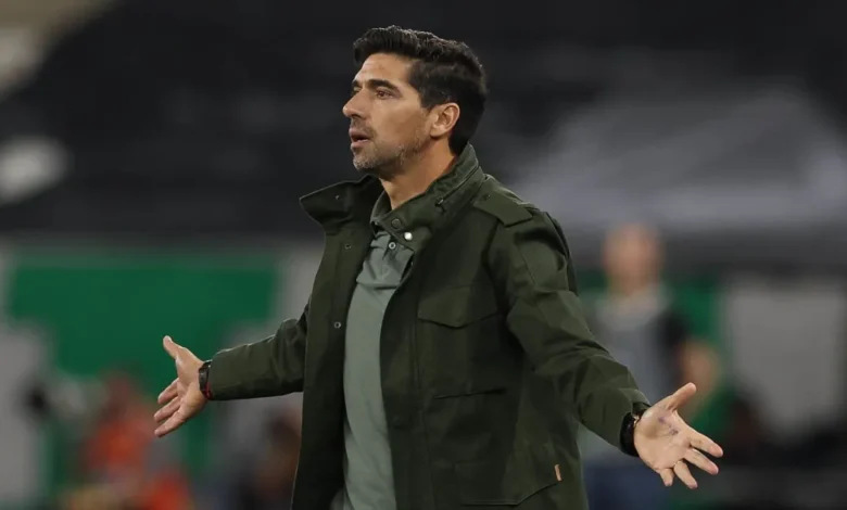 Abel Ferreira descarta contrato e promete seguir no Palmeiras