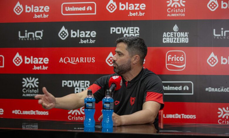 Atlético-GO mira acesso na Série B, diz Rafael Lacerda