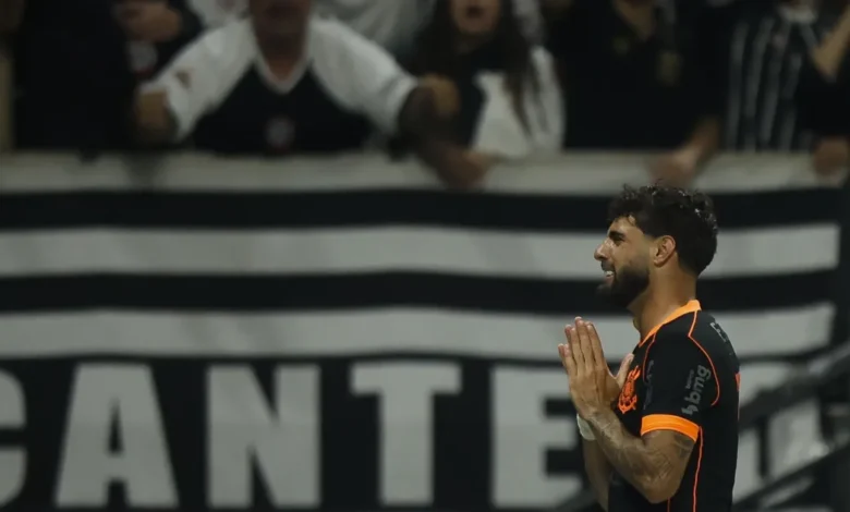 Yuri Alberto chora após golaço do Corinthians no Flamengo