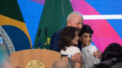 PL da Adultização: Lula sanciona lei com vetos e prazo de 6 meses