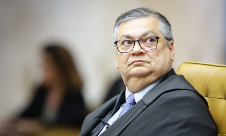 Flávio Dino ironiza voto impresso durante sessão do STF