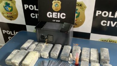 Empresário cai em Golpe do Dinheiro Negro e polícia prende camaronês