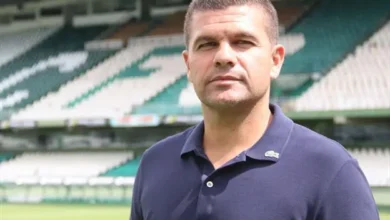 Umberto Louzer é aprovado pela torcida do Vila Nova