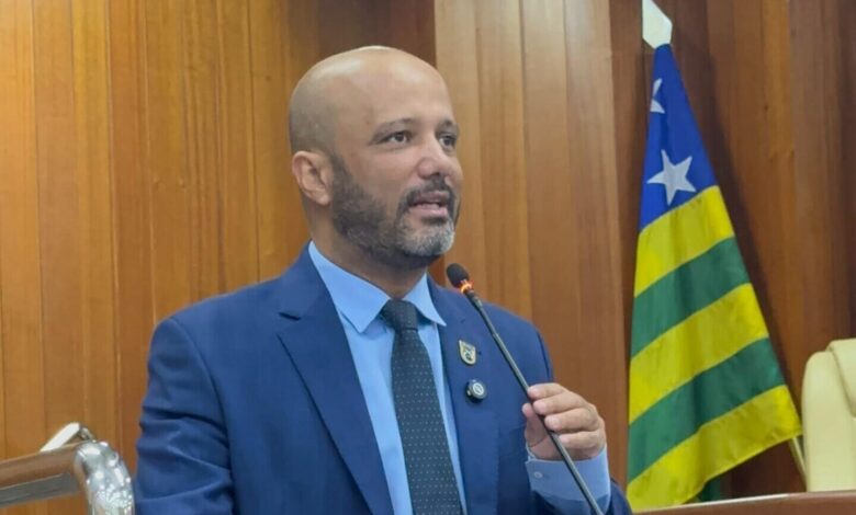 Aprovado Projeto de Lei de Major Vitor Hugo que fiscaliza contratos de aluguel da Prefeitura
