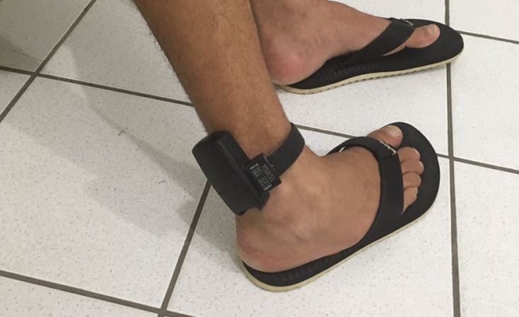 Prefeitura de Goiânia inicia caçada a monitorados fora do horário