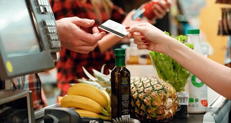 Auxílio-alimentação é vetado a servidor em licença médica