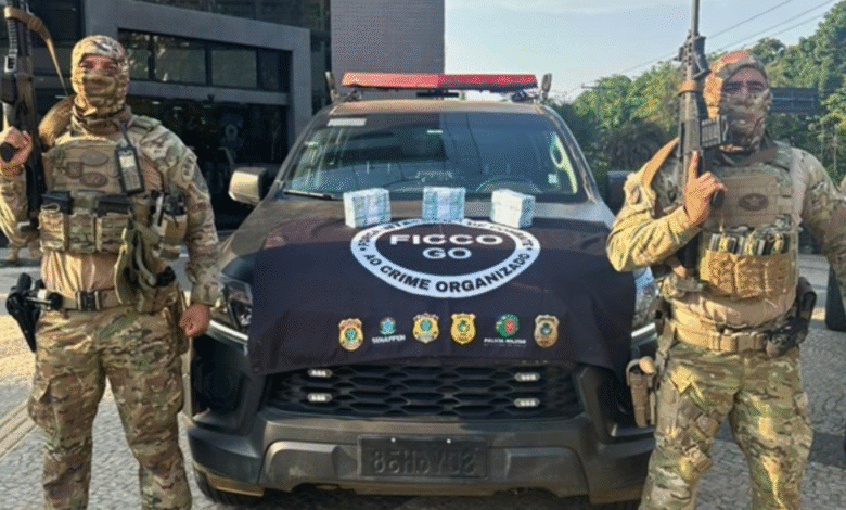 Homem preso com R$ 300 mil em Goiânia durante operação