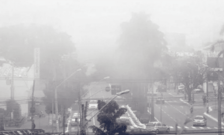 Frente fria em Goiás: chuva e granizo chegam na quinta