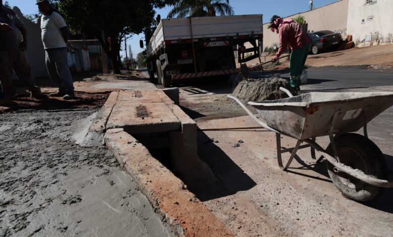 Aparecida reforça drenagem para o período chuvoso