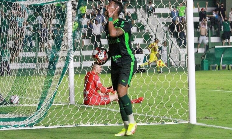 Rafael Lacerda critica arbitragem no clássico com Goiás