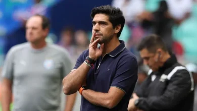Abel Ferreira rebate críticas à arbitragem no Choque-Rei