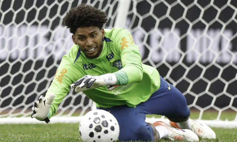 Hugo Souza estreia pela Seleção Brasileira nesta terça