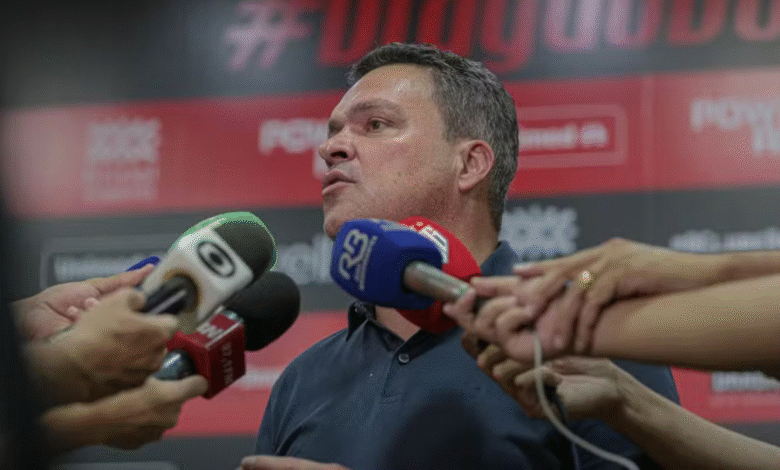 Duas torcidas: Adson Batista exige fim da violência