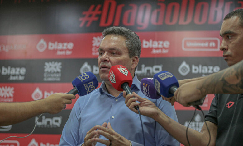 Atlético-GO negocia compra do zagueiro Tito, diz presidente