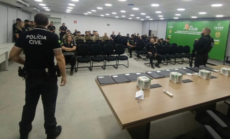 PCGO e PCCE prendem oito pessoas e apreendem munições e cartões bancários