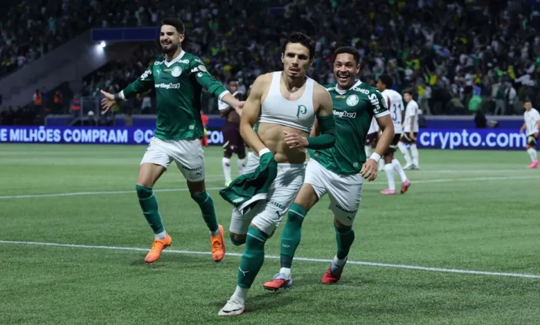 De Quito ao Delírio: Palmeiras Constrói Uma Virada Para a Eternidade