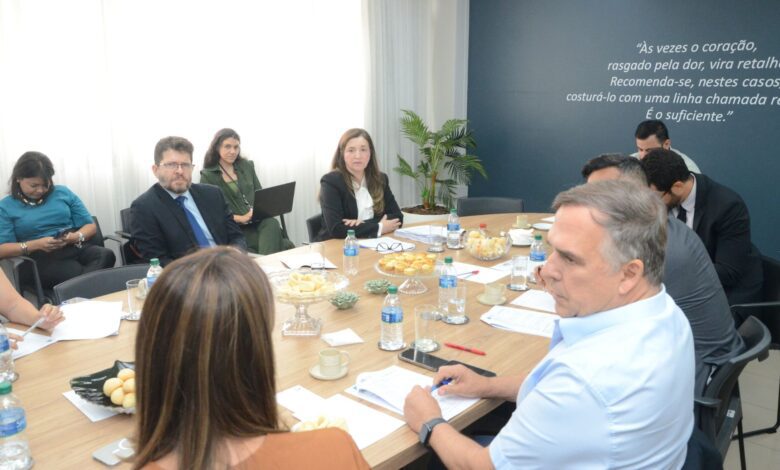 MPGO recebe Mabel para discutir futuro do Imas