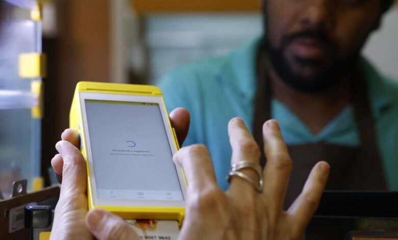 Vale-refeição: decreto corta taxas e agiliza reembolso