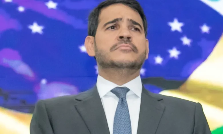 Oposição quer Jorge Messias na CPMI do INSS