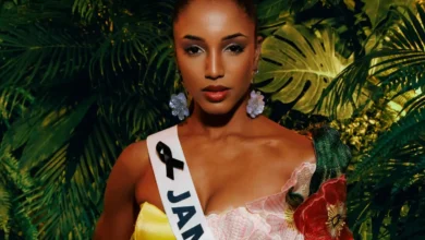 Miss Jamaica cai no Miss Universo e deixa público em choque