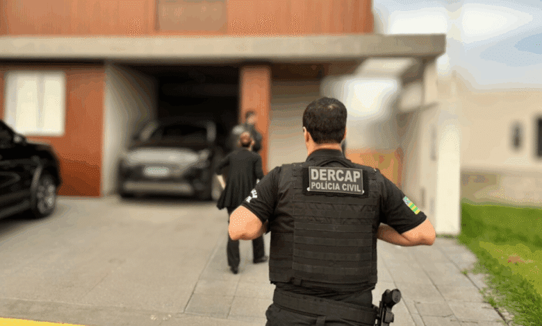 Operação Pagamento Imediato cumpre 13 mandados e mira fraude milionária na Saúde de Goiânia