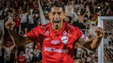 Ralf no Vila Nova: futuro incerto do volante colorado