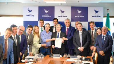 Governadores e parlamentares assinam pacto contra facções