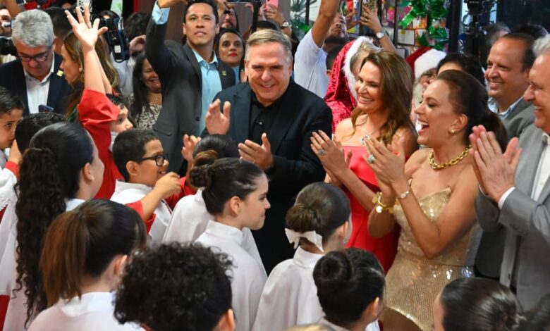 Mabel elogia estrutura e magia do natal goiano