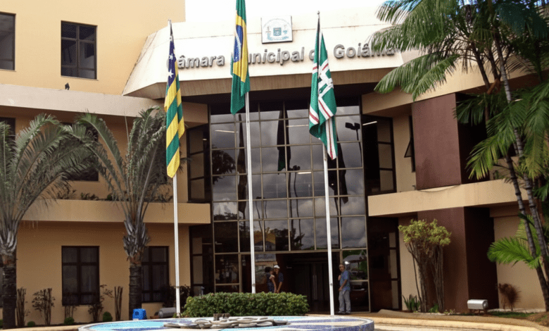 Câmara aprova orçamento de R$ 10,8 bilhões para 2026