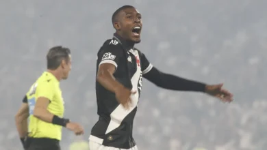 Rayan renova contrato com o Vasco até dezembro de 2028