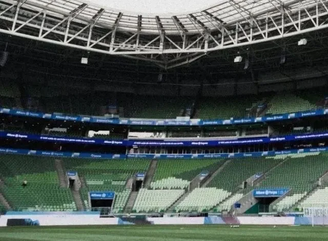 Palmeiras troca gramado sintético do Allianz por 3 meses