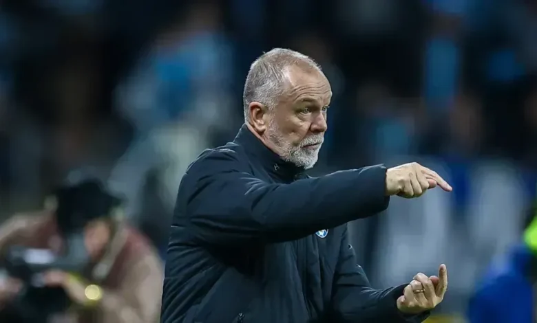 Mano Menezes deixa o Grêmio