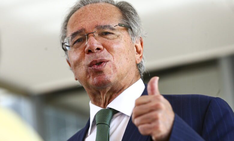 Câmara de Goiânia homenageia Paulo Guedes e reforça alinhamento com o liberalismo