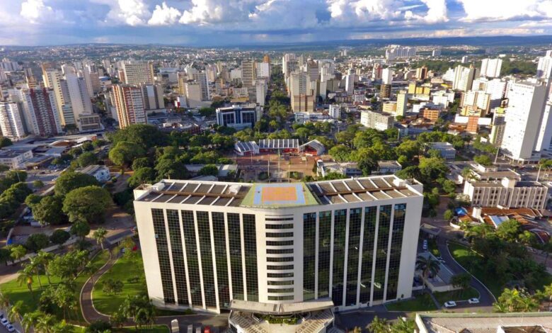 Reajuste de cargos em comissão terá teto de 8 por cento até 2029