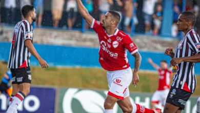 Vila Nova vence Anápolis e mantém liderança do Goianão
