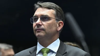 Documentário de Flávio Bolsonaro traz críticas ao Supremo Tribunal Federal
