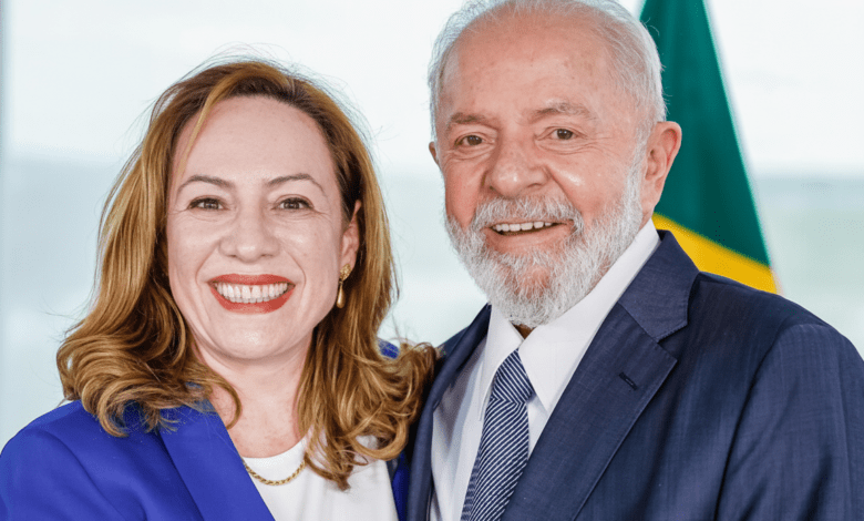 Adriana Accorsi coordena sondagens para candidatura própria do PT em 2026